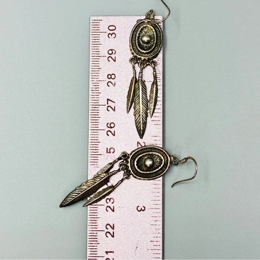 Vintage Sterling Silver Earrings Southwest Style with Shield & Feathers - Picture 8 of 10